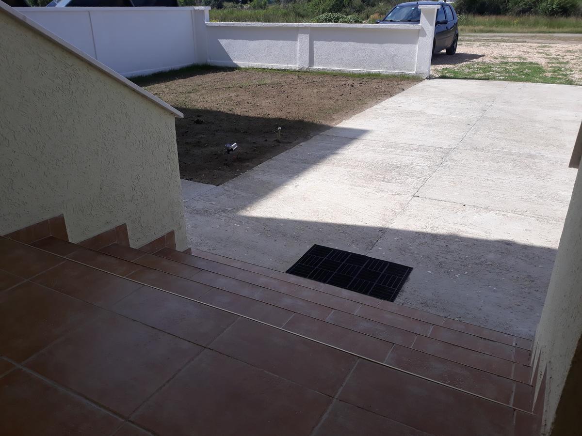 Korac Apartments Улцин Екстериор снимка