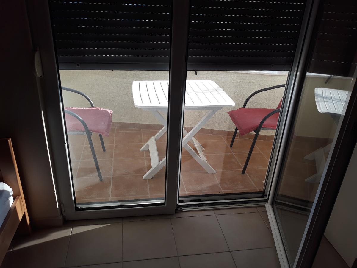 Korac Apartments Улцин Екстериор снимка