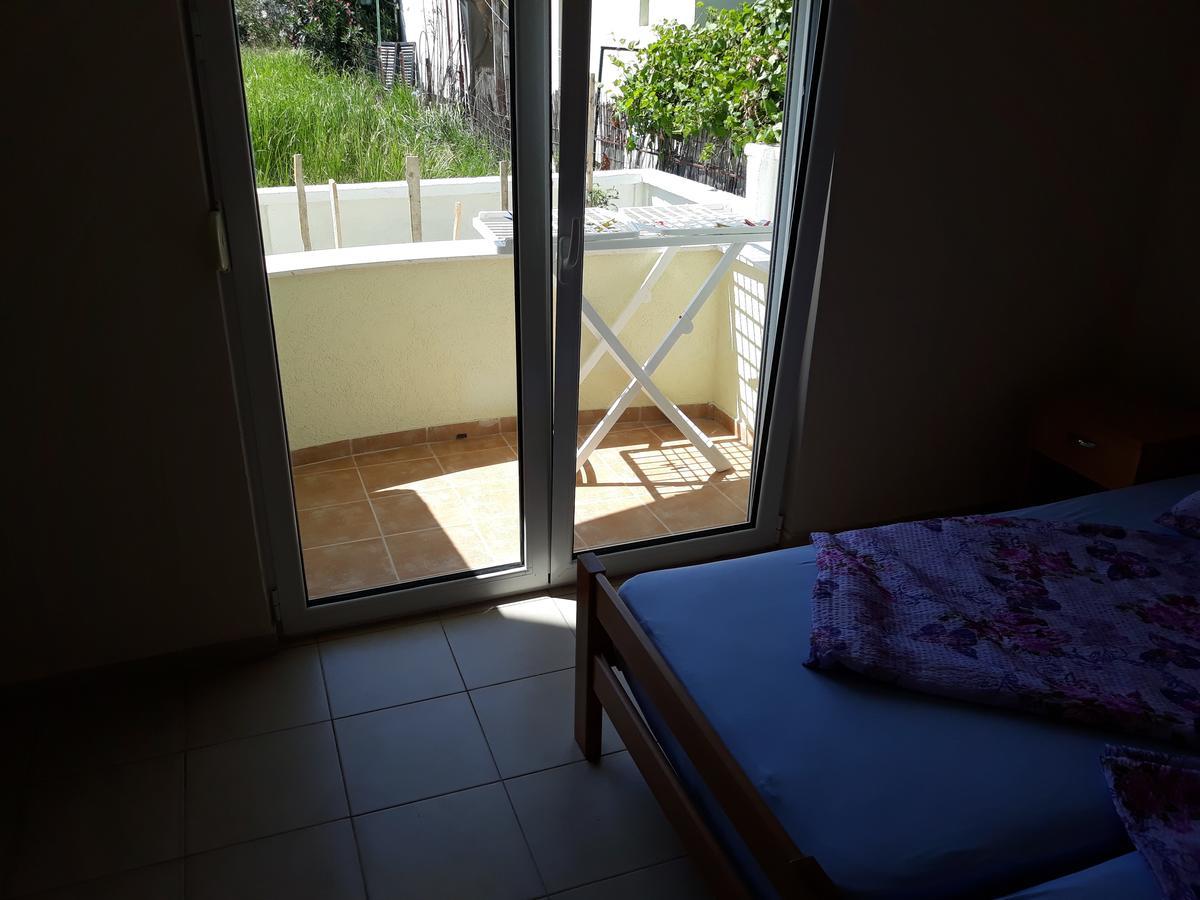 Korac Apartments Улцин Екстериор снимка