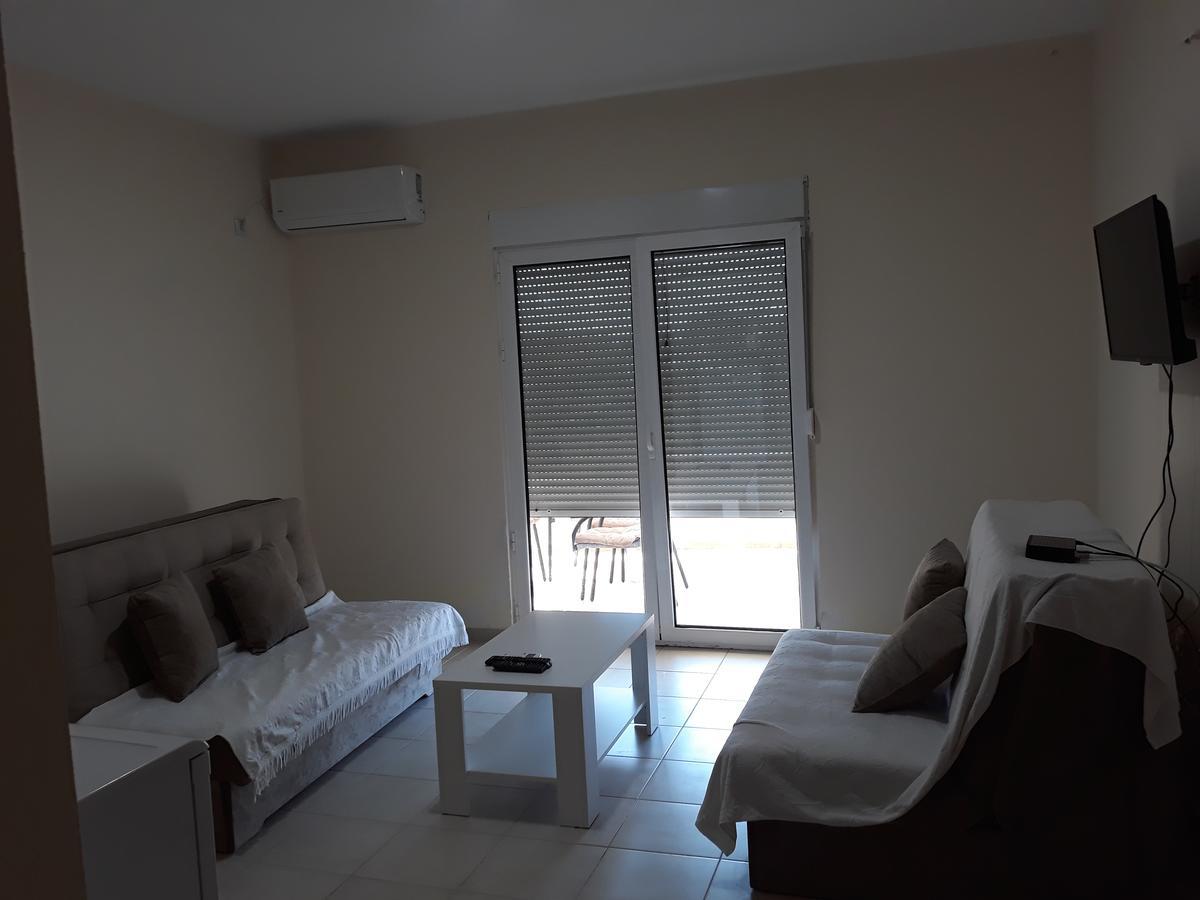 Korac Apartments Улцин Екстериор снимка
