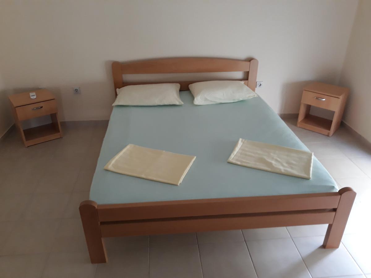 Korac Apartments Улцин Екстериор снимка
