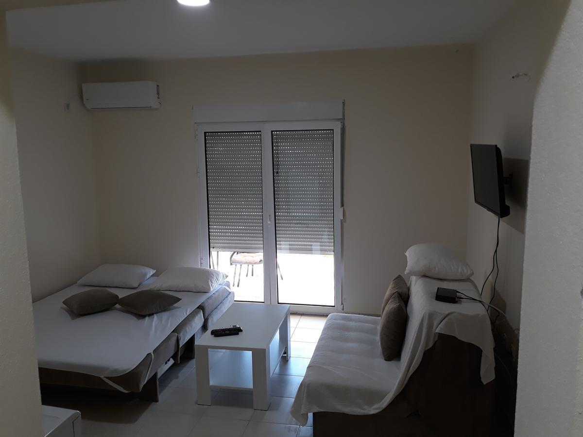 Korac Apartments Улцин Екстериор снимка