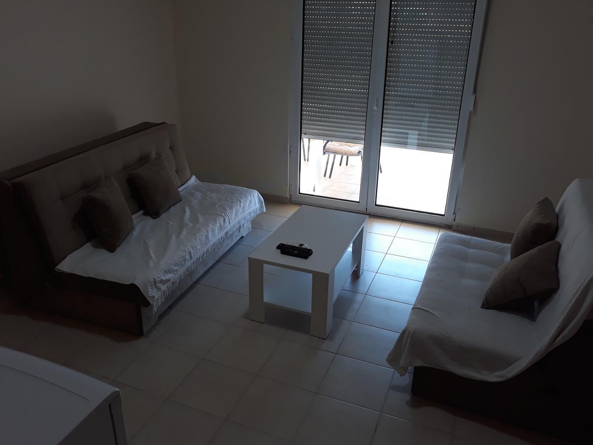 Korac Apartments Улцин Екстериор снимка