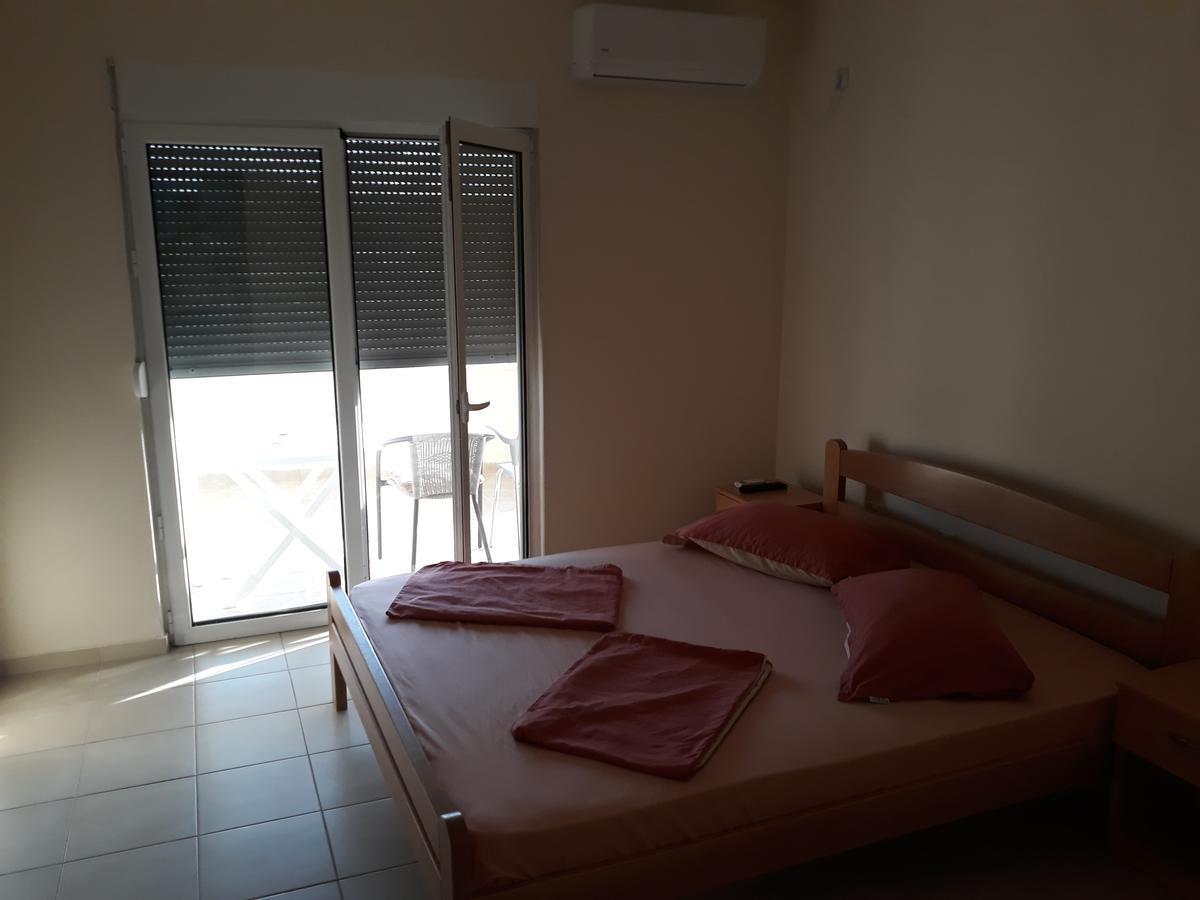 Korac Apartments Улцин Екстериор снимка