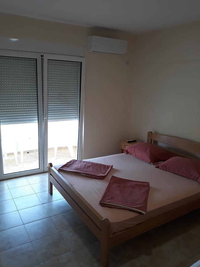 Korac Apartments Улцин Екстериор снимка